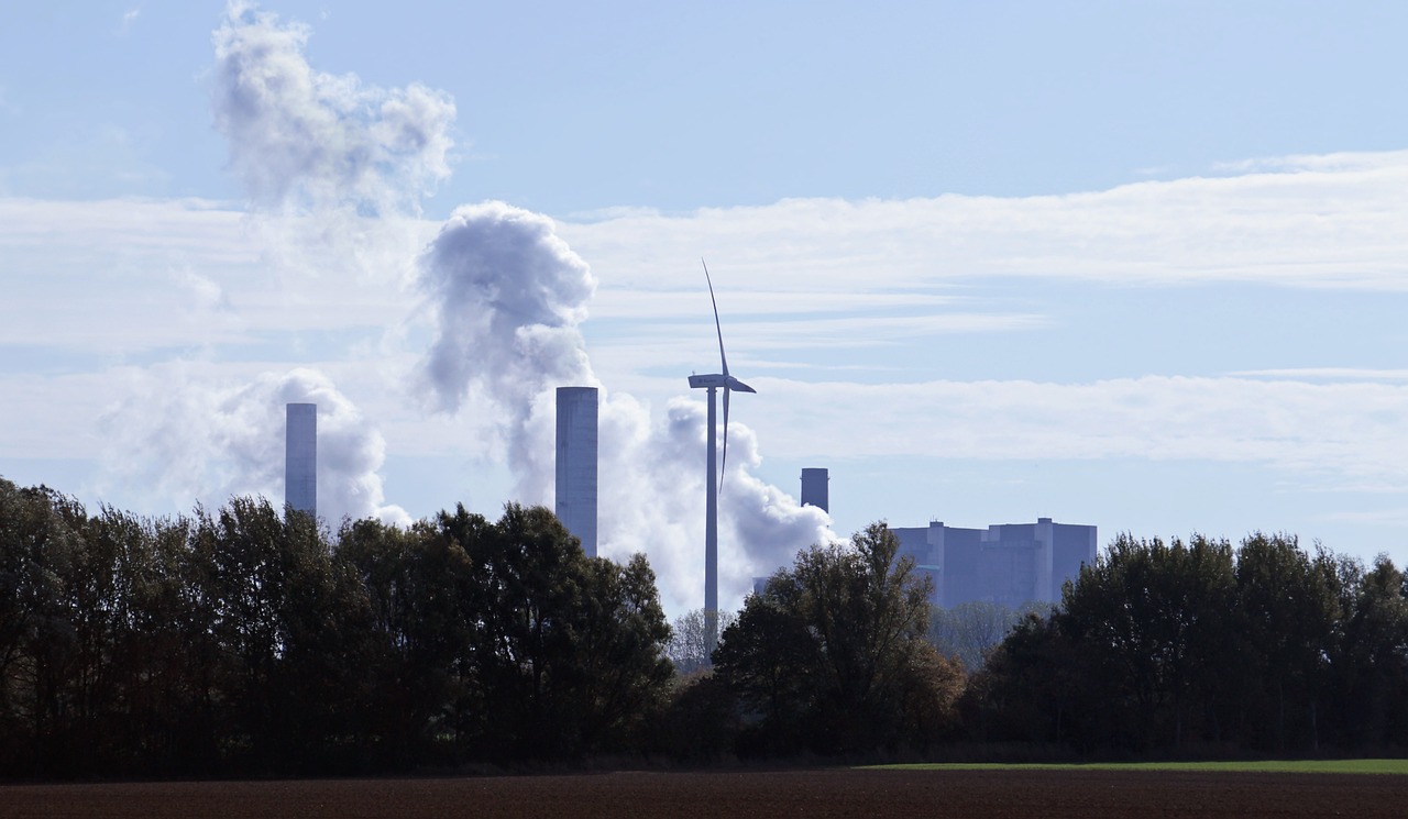 Addressing Common Misconceptions About Green Energy Solutions